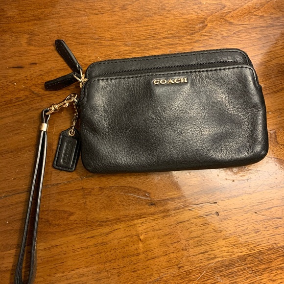 Coach wristlet - Picture 2 of 4